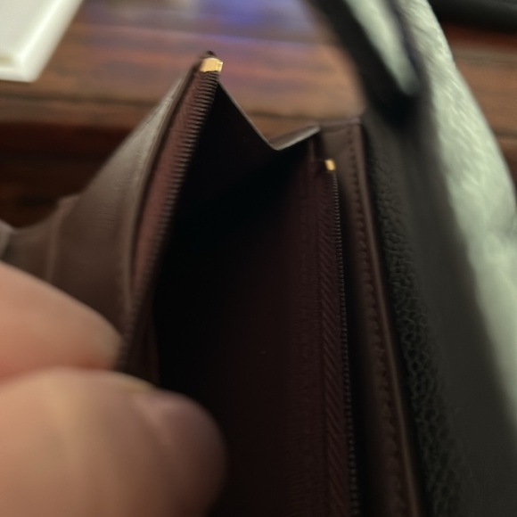 Chanel caviar medium flip wallet in black - Picture 6 of 8